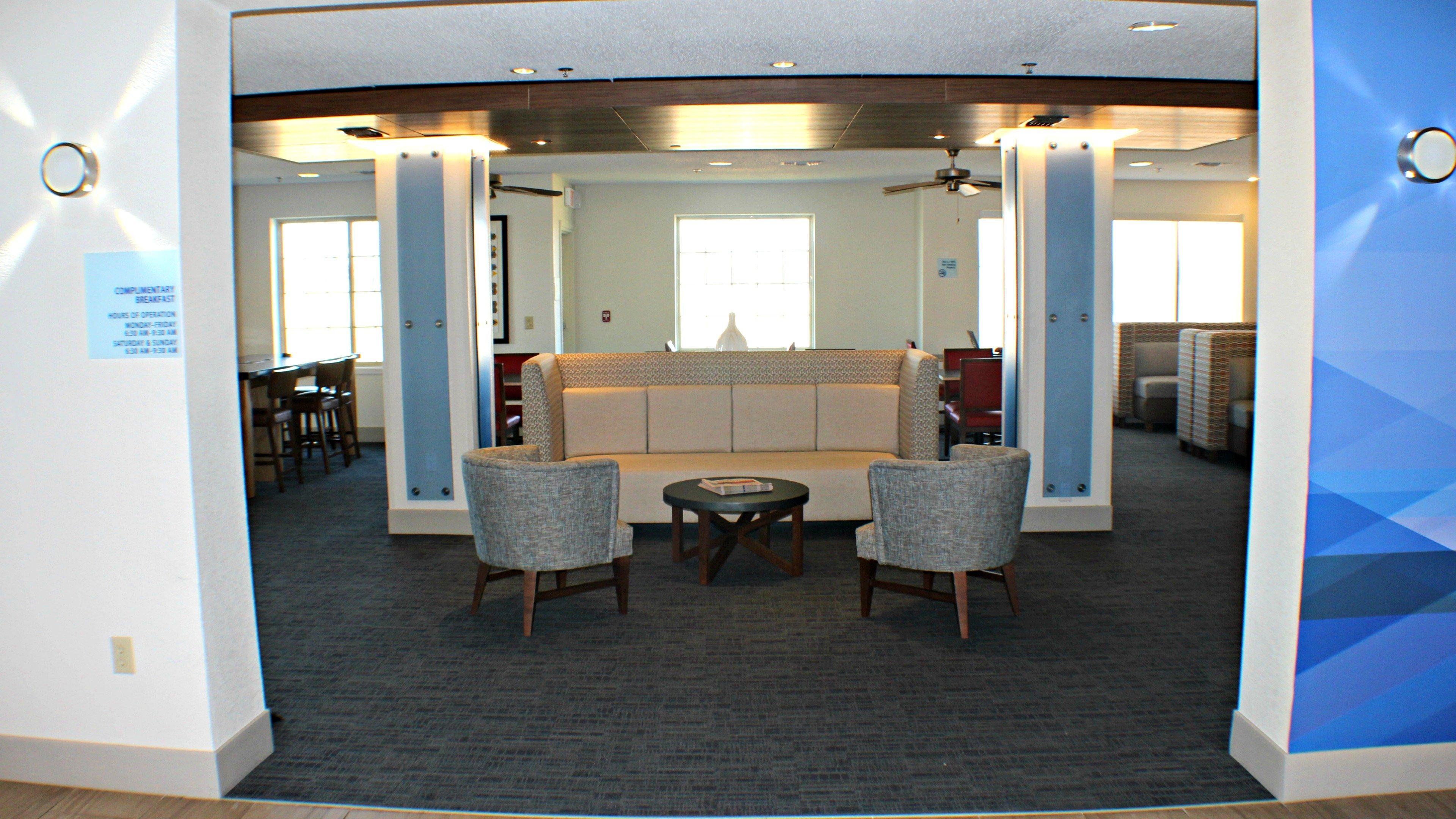 Holiday Inn Express Hotel & Suites Plainview By Ihg Kültér fotó
